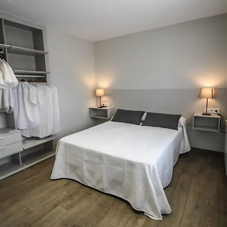 Apartamentos Andrin 호텔 3*